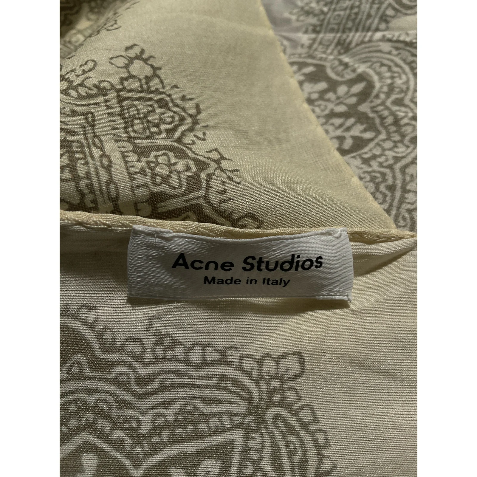 Acne Studios 'Printed' White Scarf Size OS - Image 3