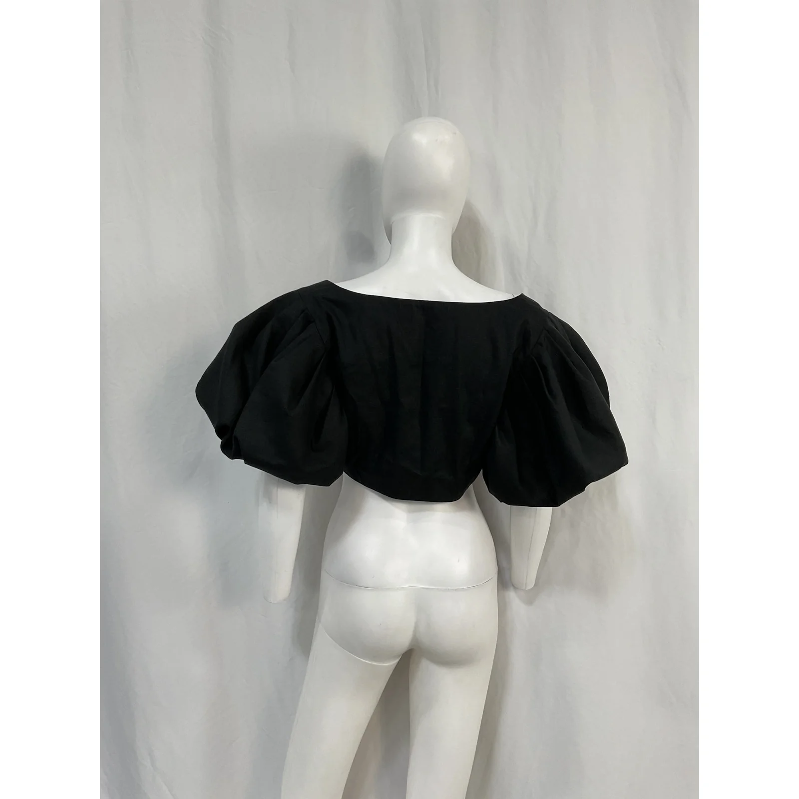 L'Academie 'Millie' Black Viscose Crop Top Size M - Image 3