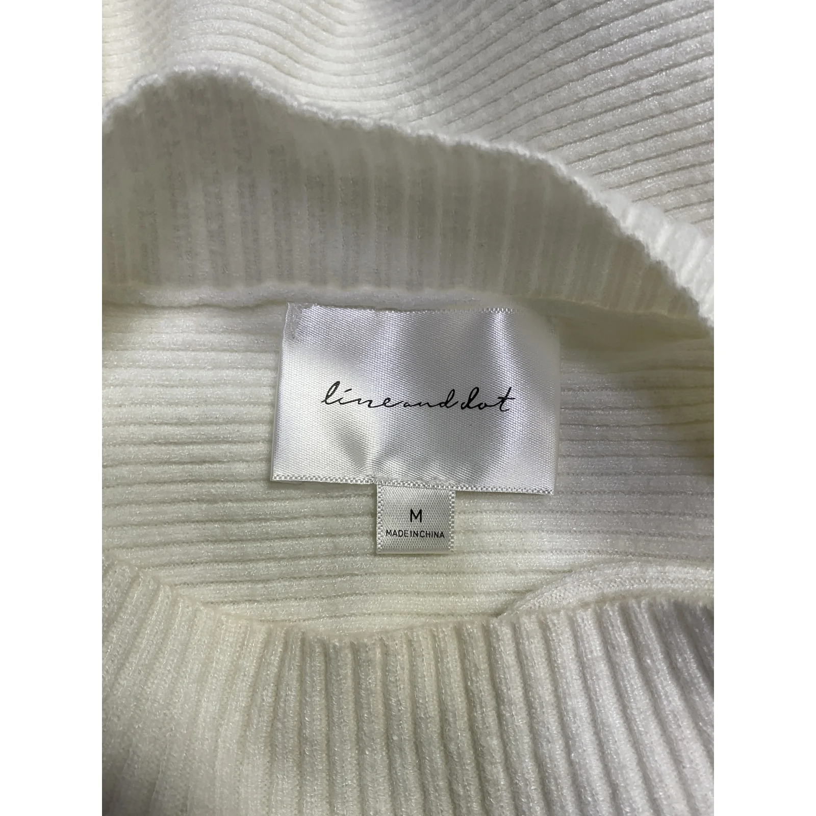 Line & Dot 'Brielle' White Viscose Sweater Size M - Image 4