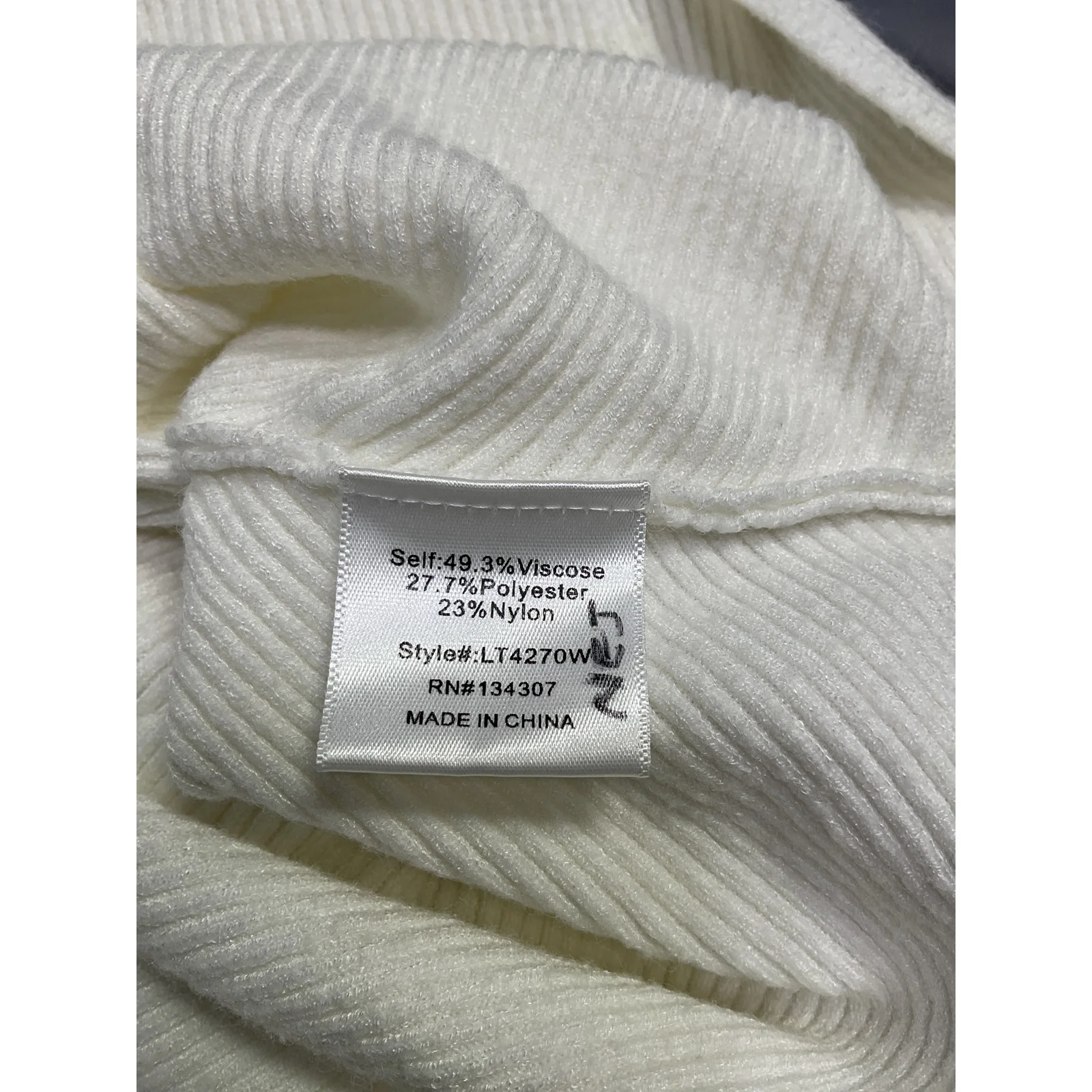 Line & Dot 'Brielle' White Viscose Sweater Size M - Image 5