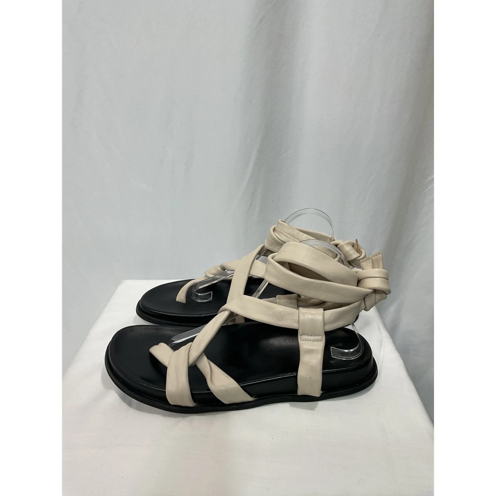 Lpa 'Ischia' White Slide Size 10 - Image 3