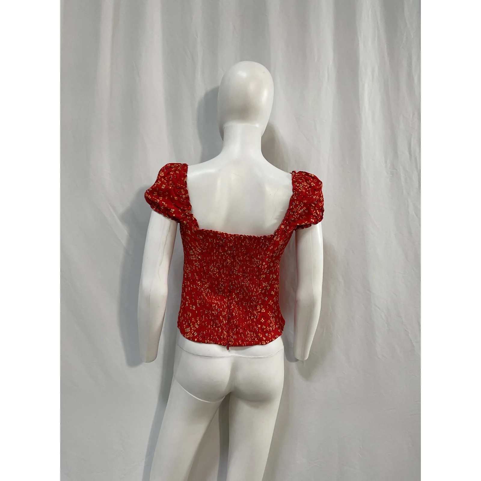 Reformation 'Micaela' Red Top Size 6 - Image 3
