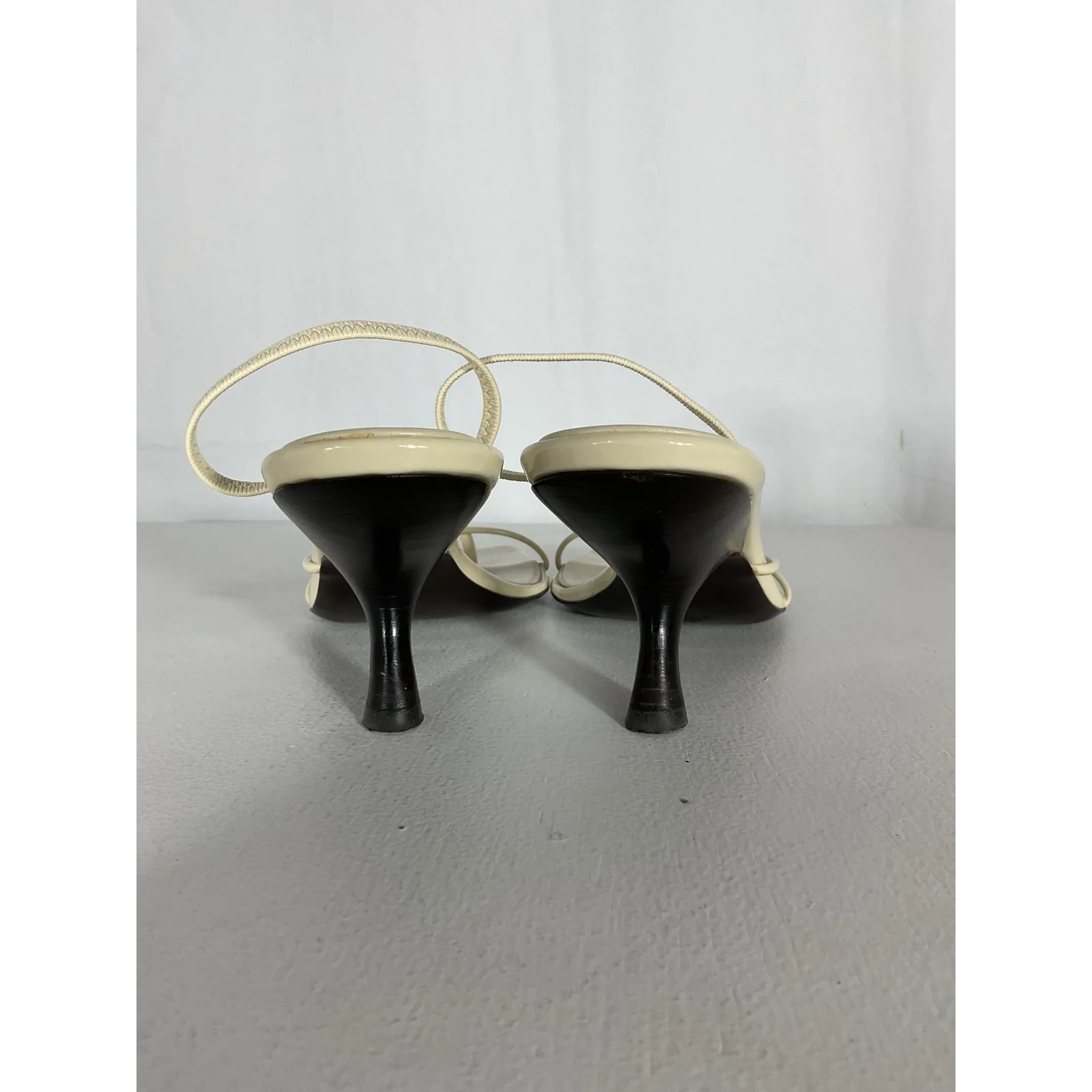 The Row 'Rai' Cream Leather Sandal Size 8 - Image 5