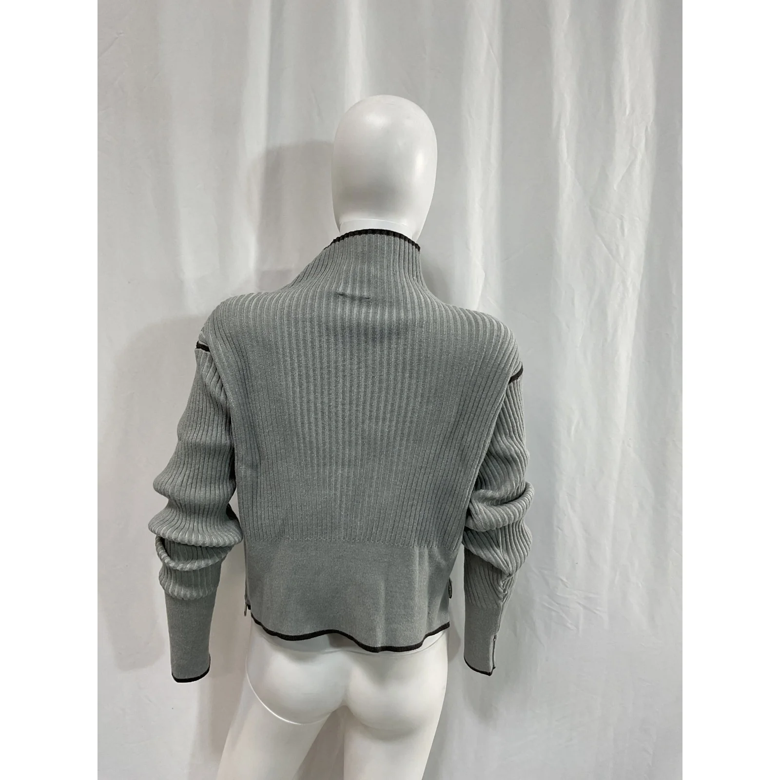 Varley 'Hagen' Grey Sweater Size XS - Image 3